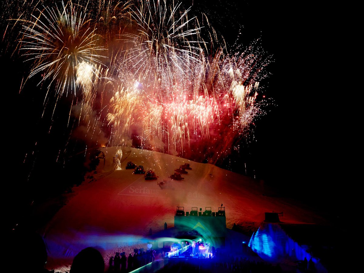 serfaus-fiss-ladis-adventure-night-feuerwerk-c-www.foto-mueller.com.jpg