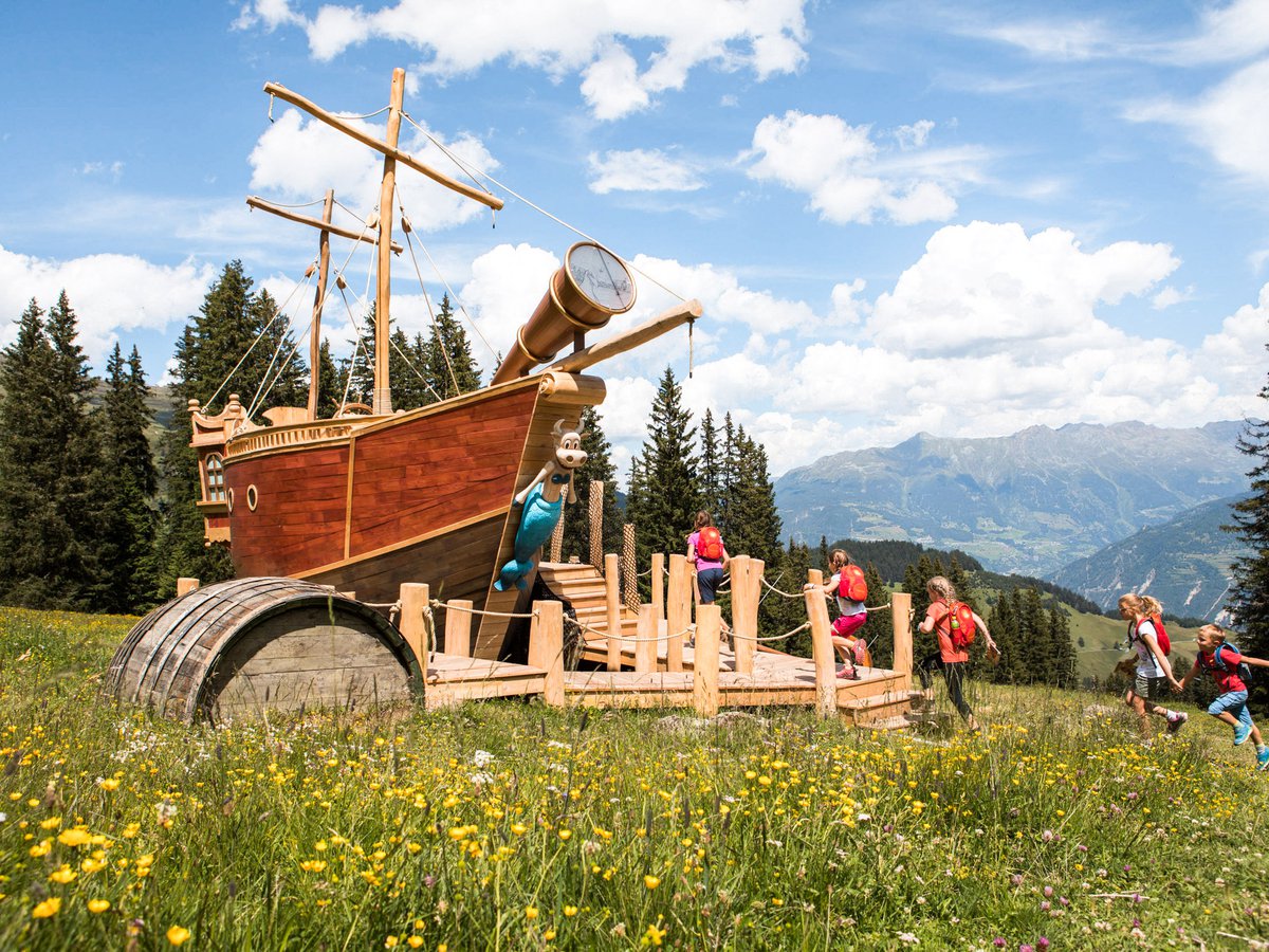 Serfaus-Fiss-Ladis Piratenschiff auf dem Piratenweg in Serfaus -c- Andreas Kirschner.jpg